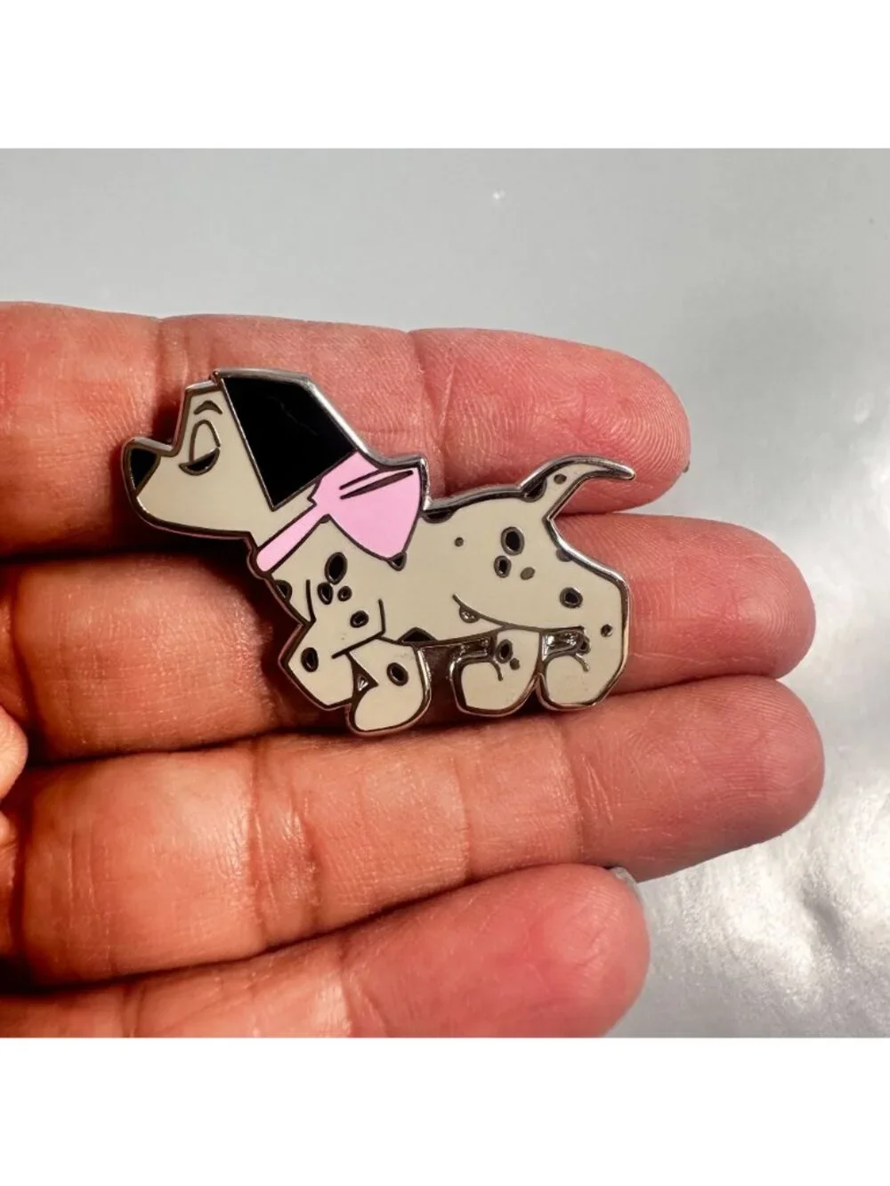 Dalmatian 101 Puppy Dog Lapel Pin Bow Accessories Brooch Badge Jewelry Pin